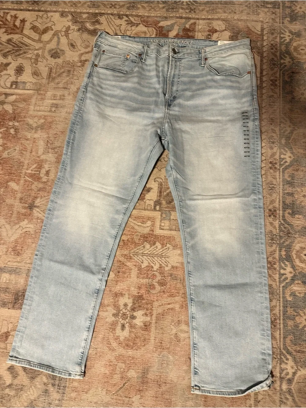 American Eagle Outfitters Light Blue Relaxed Fit Jeans